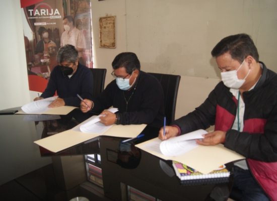 Coordinación interinstitucional para la cualificación de productores(as) en Tarija