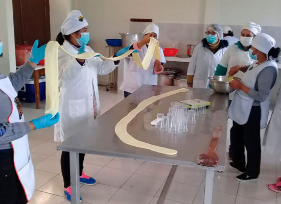 Programa de Formación Técnica Laboral para Jovenes Bachilleres de Escasos Recursos