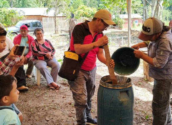 #FautapoAmazonia. APRENDIMOS A HACER FERTILIZANTE FOLIAR ORGÁNICO Y NOS ENCONTRAMOS PARA COMPARTIR UN TIEMPO EN EL ENCUENTRO FAMILIAR EN LONDRES II